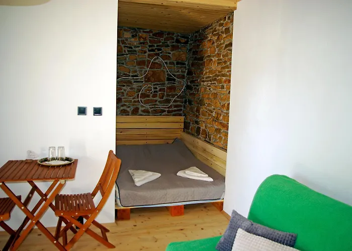 къщичка под шарената сянка 3* Kŭrpachevo