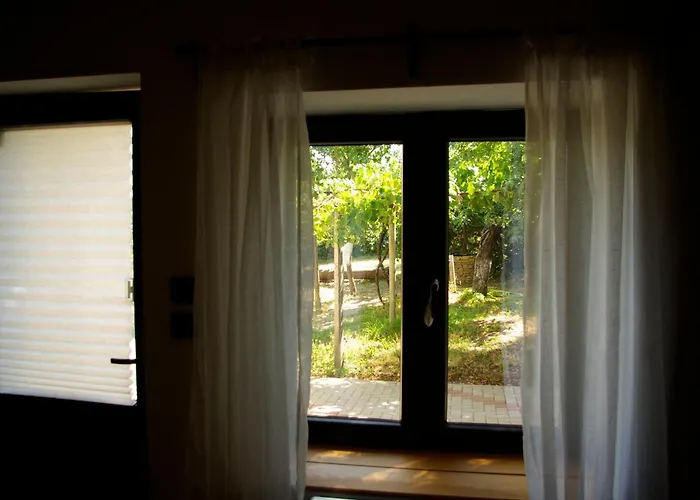 къщичка под шарената сянка Pensiune 3*